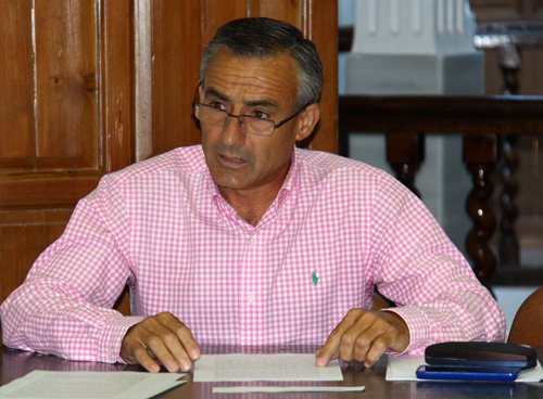 El compaero Jos Aguilar dimite como concejal en el Ayuntamiento de lora